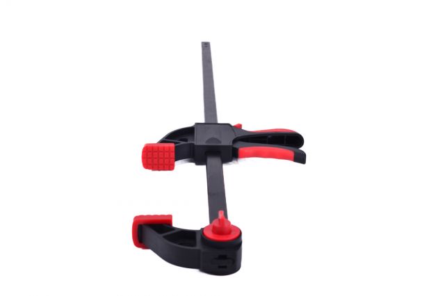 Kinekus Svorka stolárska s rýchloupínaním 610 mm