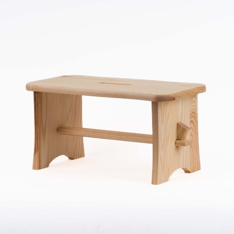 Stolček drevený obdĺžnik 39x19x20cm nízky