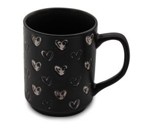Hrnček porcelánový 340ml, čierny, dekor srdiečka