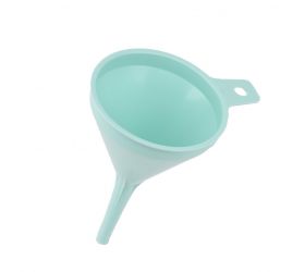 Lievik, plastový, priemer 8cm