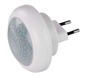 LED nočné svetlo P3304 s pohybovým čidlom do zásuvky, 230V, studená biela