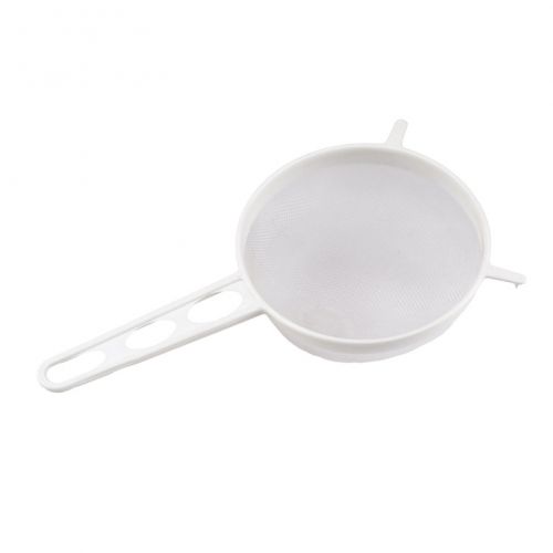 Sitko 16cm plastové s rúčkou