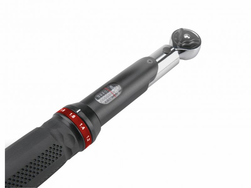 FORTUM Kľúč momentový so stupnicou, 1/4", 5-25Nm, 300mm, 72 zubov