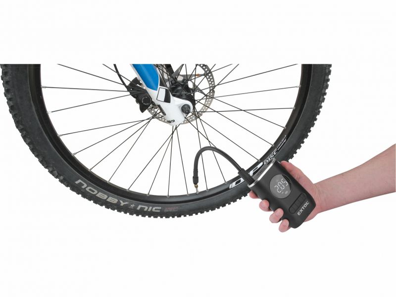 EXTOL PREMIUM Kompresor AKU 7,4V/2Ah Li-on, max. 10 bar, 15l/min