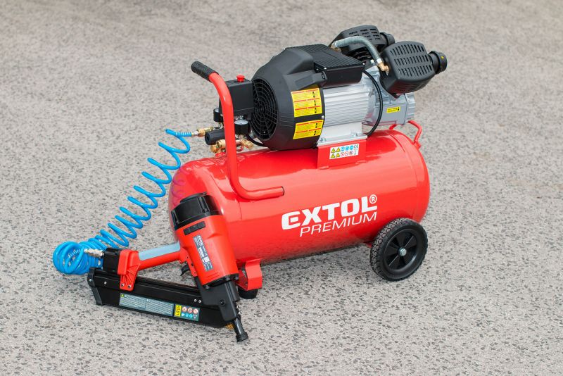 EXTOL PREMIUM Kompresor olej. dvojvalcový príkon 2,2kW, nádoba 50L, max. 8bar.
