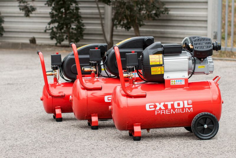 EXTOL PREMIUM Kompresor olej. príkon 1,8kW, nádoba 50L, max. 8bar.