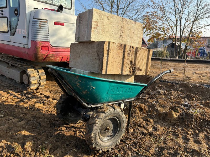 EXTOL INDUSTRIAL Fúrik na AKU pohon, dvojkolesový 1x40V/6Ah, nab.2A, 100L, max.260kg