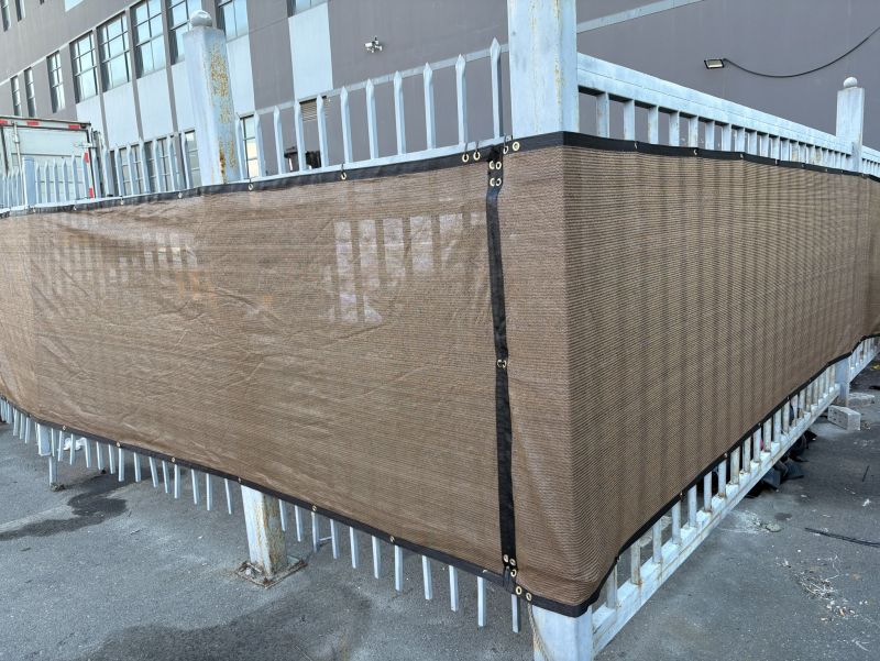 GARDENKUS Sieť tieniaca spevnená hnedá 1,5x15 m HDPE 150g/80% GARDENKUS