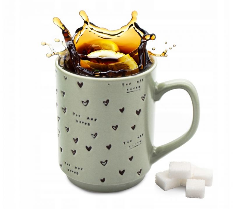 Hrnček porcelánový 340ml, zelený, dekor srdiečka