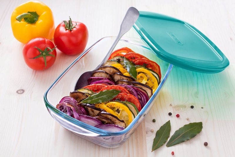 PYREX Pekáč/dóza na potraviny s vekom obdĺžniková, 23x15x7cm, 1,2L, sklo číre PYREX