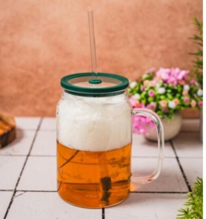 Kinekus Hrnček sklo 1,5l s vekom a sklenenou slamkou ROL