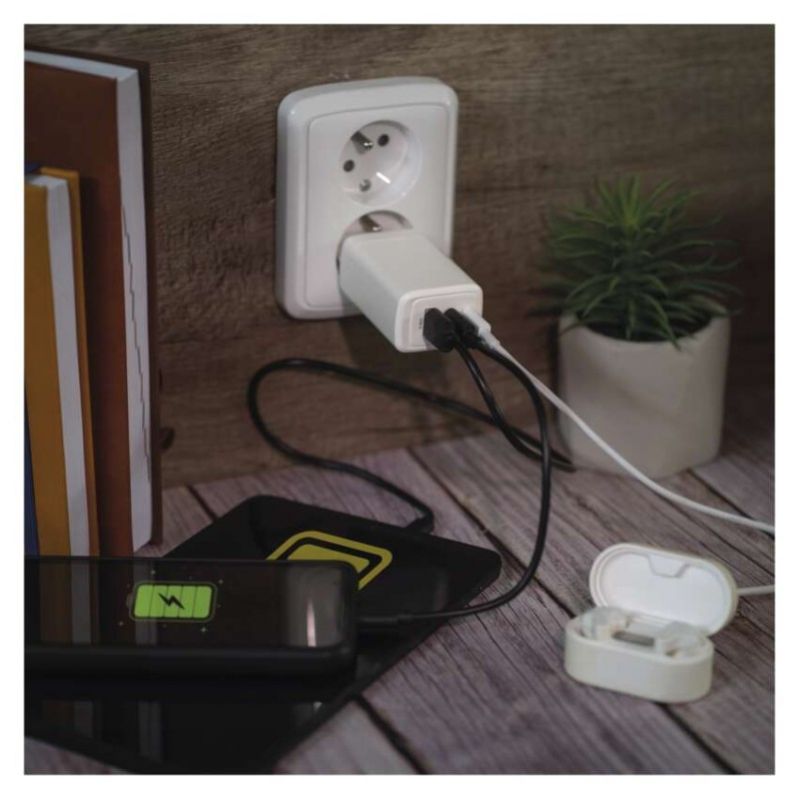 EMOS Adaptér USB univerzálny GaN do siete PD 65 W max