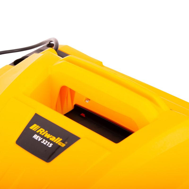 Kinekus Elektrický prevzdušňovač na trávnik, vertikutátor 1500 W, 32cm, kôš 30L, RIWALL