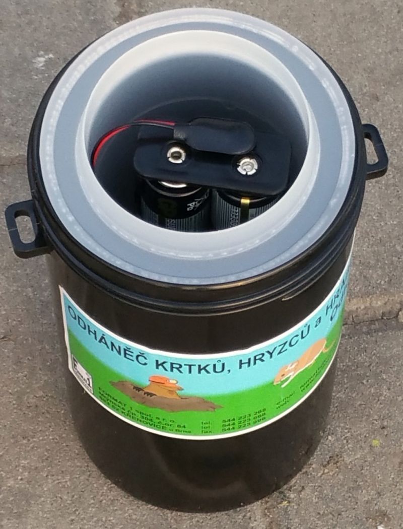 Senzačne Plašič akustický na krtkov bat. 37159