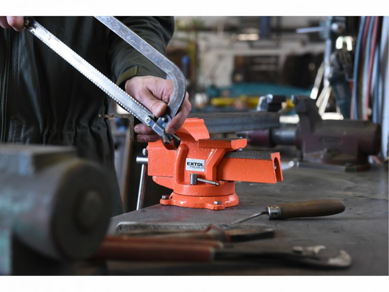 EXTOL PREMIUM Zverák otočný 125mm s kovadlinou