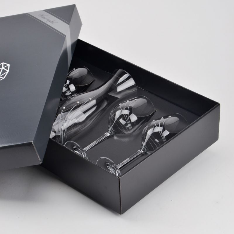 Poháre a fľaša na víno SWAROVSKI CRYSTALS, sada 4 + 1 ks