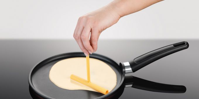 Kinekus Obracačka na palacinky s roztie. DELICIA