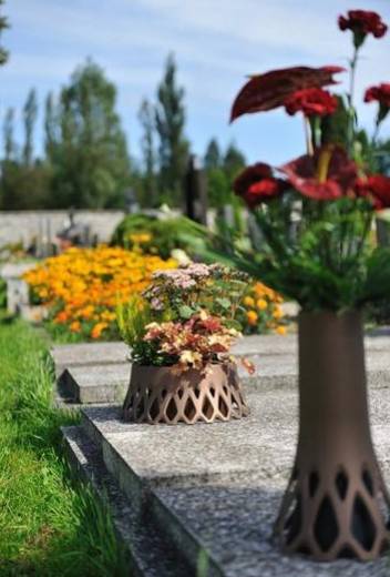 Kvetináč na hrob ROSETA 30 cm, samozavlažovací, bronzový