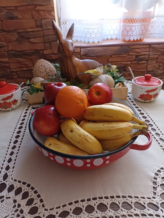 Misa sedliacka smaltovaná 26 cm / 3,3l dekor Bodky