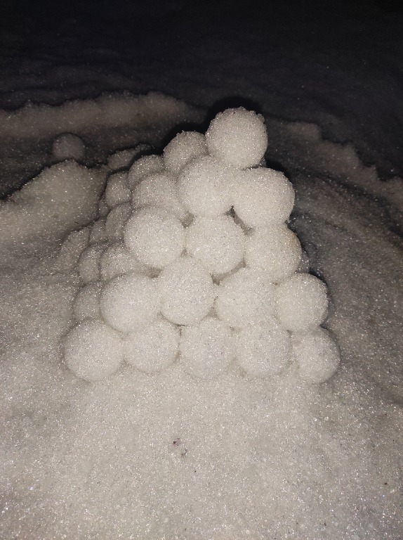 Forma na snehové/pieskové gule Ø 8 cm, mix farieb, plast